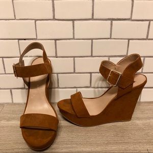 Tan Wedges